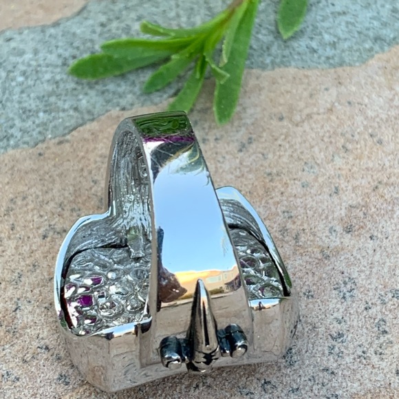 Alan K Cross on Red Stingray with Swords 🗡 on Sides Sterling Silver Ring - Picture 9 of 12